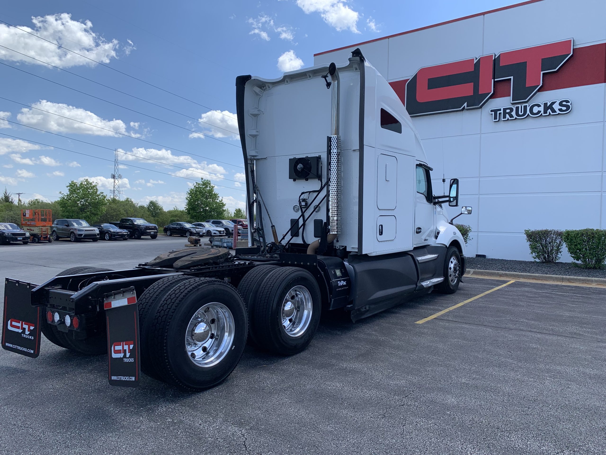 2022 KENWORTH T680 - image 5 of 6