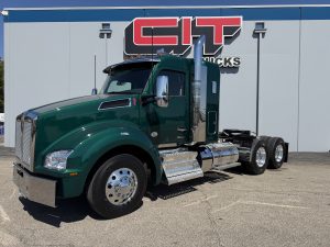 2027 KENWORTH T880 SLEEPER - CIT TRUCKS