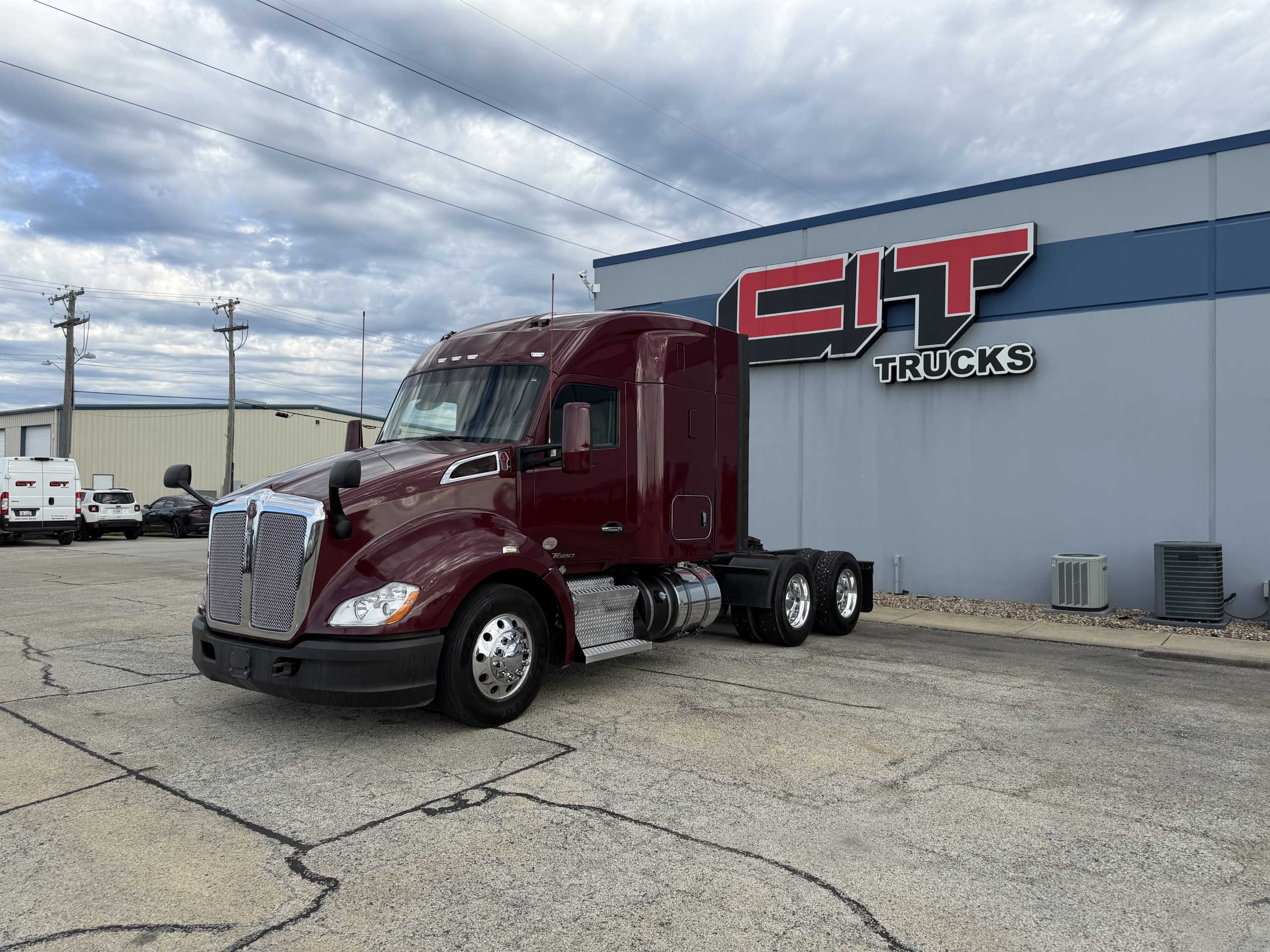 IMG_3513 2021 KENWORTH T680 SLEEPER - CIT TRUCKS