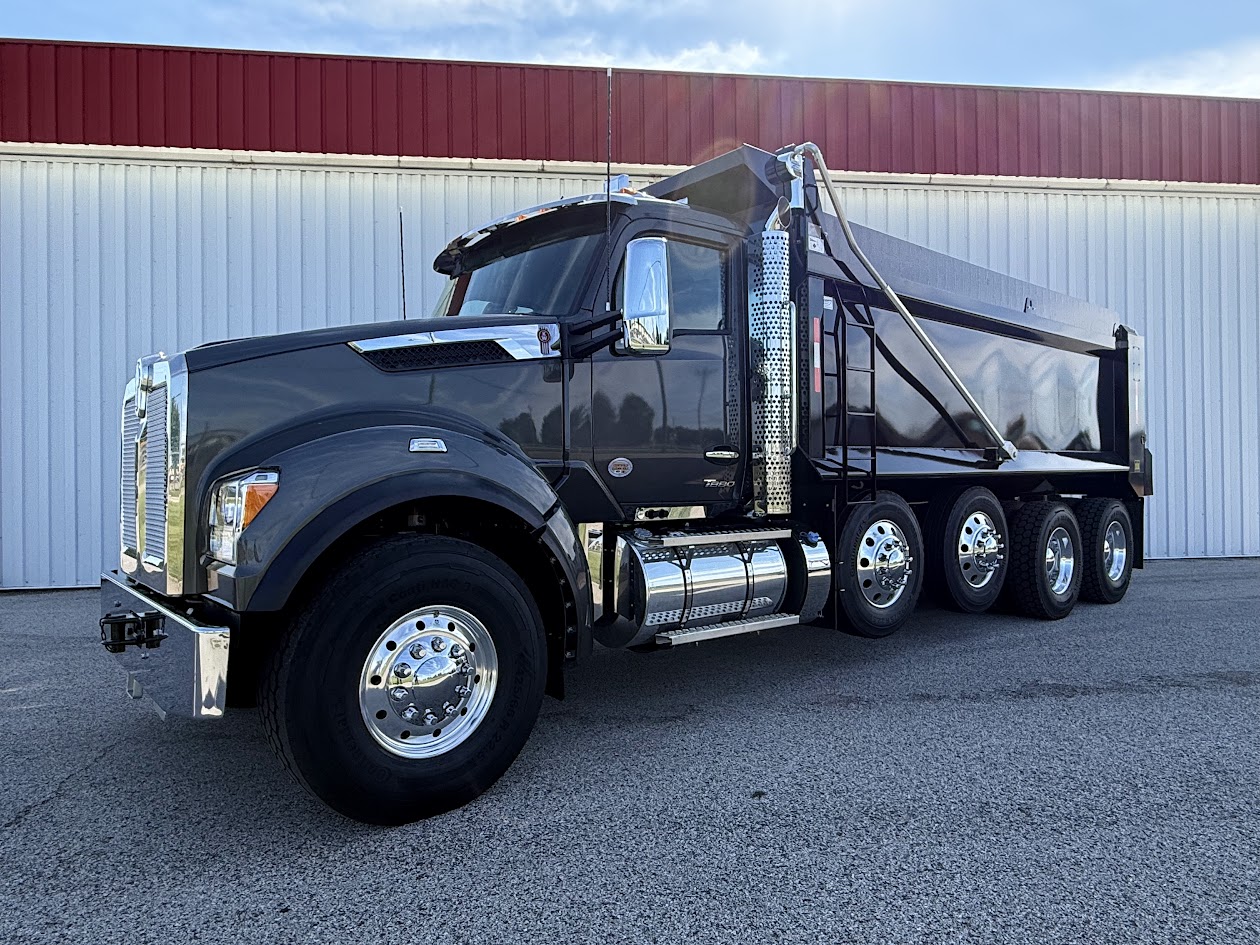 IMG_7118 NEW 2027 KENWORTH T880S DAY CAB - CIT TRUCKS