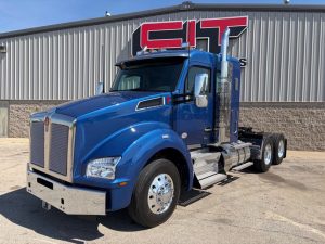2027 KENWORTH T880 SLEEPER- CIT TRUCKS