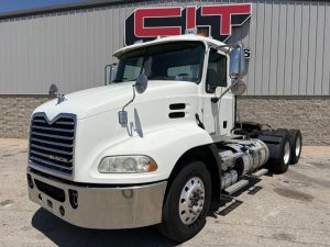 2016 MACK CXU DAY CAB - CIT TRUCKS