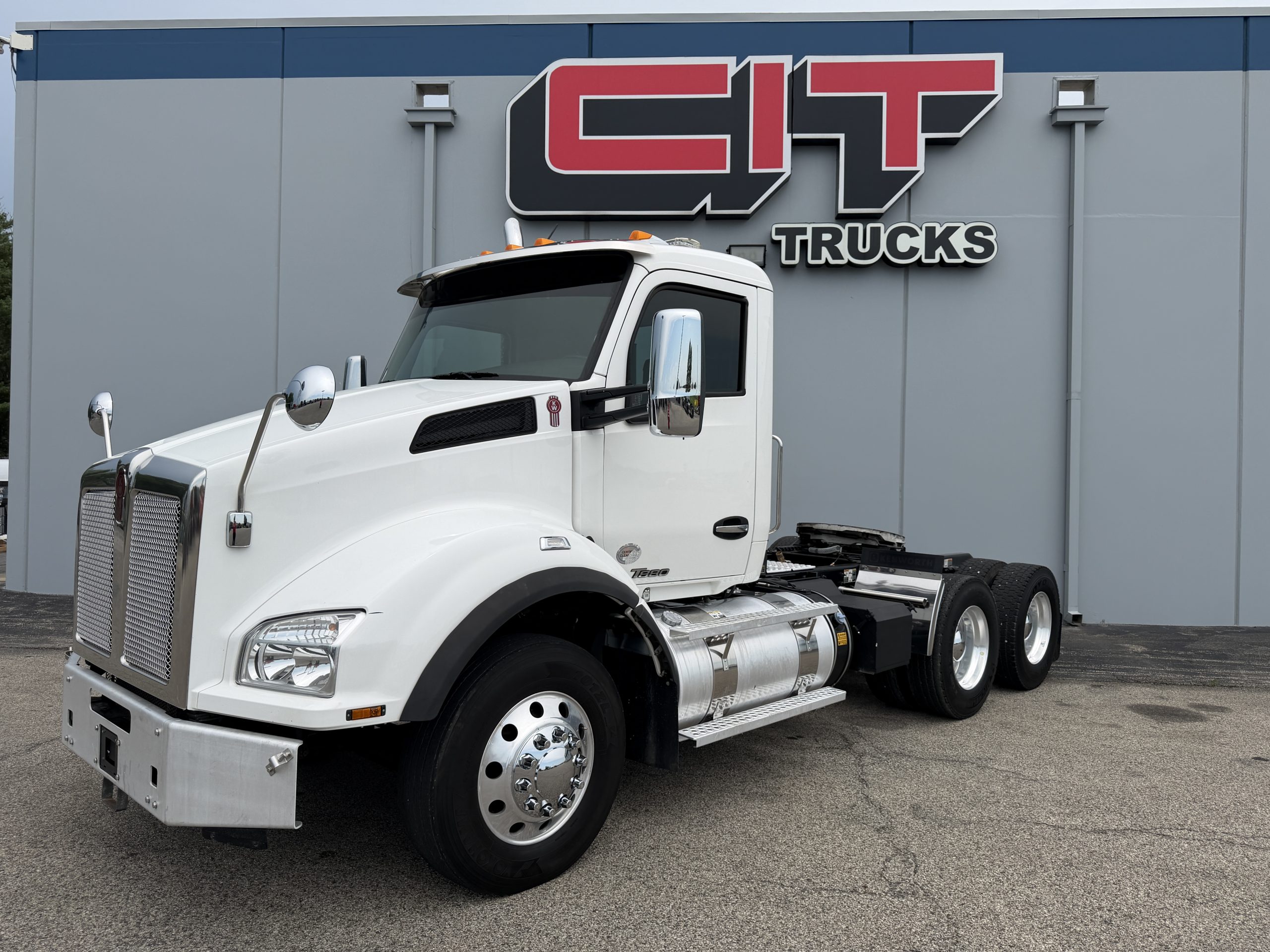 IMG_3265 2021 KENWORTH T880 - CIT Trucks