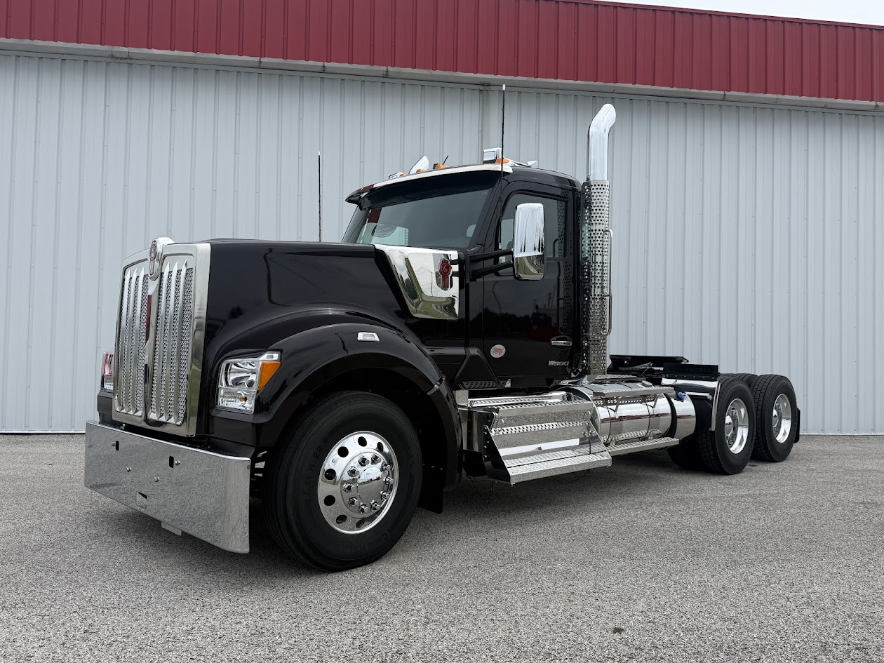 NEW 2027 KENWORTH W990 NEW 2027 KENWORTH W990 - image 1 of 6