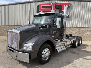 2027 KENWORTH T880 - CIT Trucks
