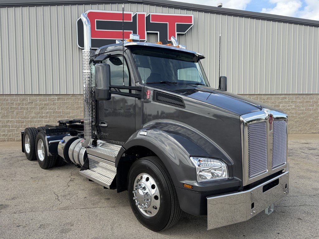 NEW 2027 KENWORTH T880 - image 3 of 6