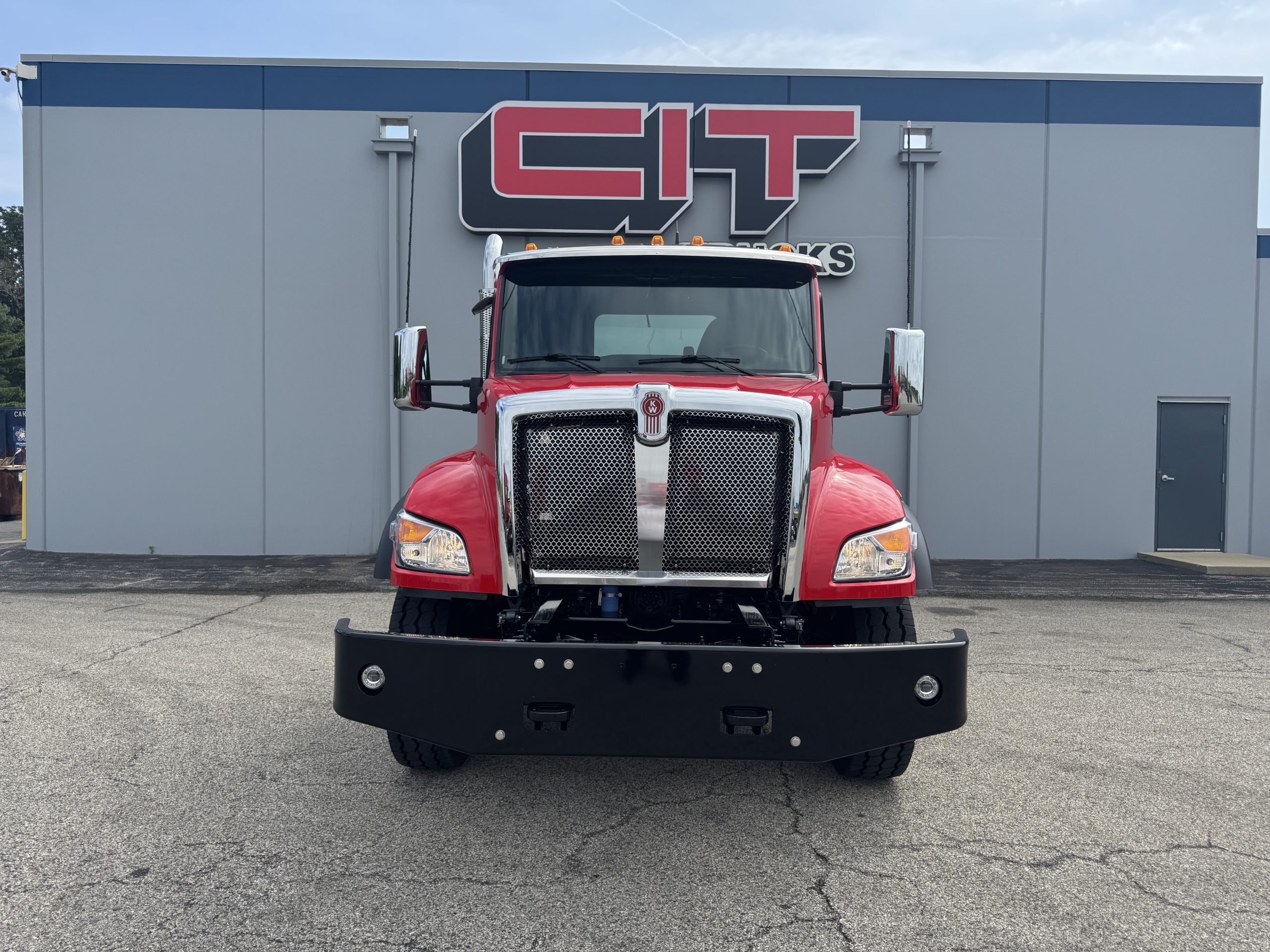 NEW 2027 KENWORTH T480 - image 2 of 6