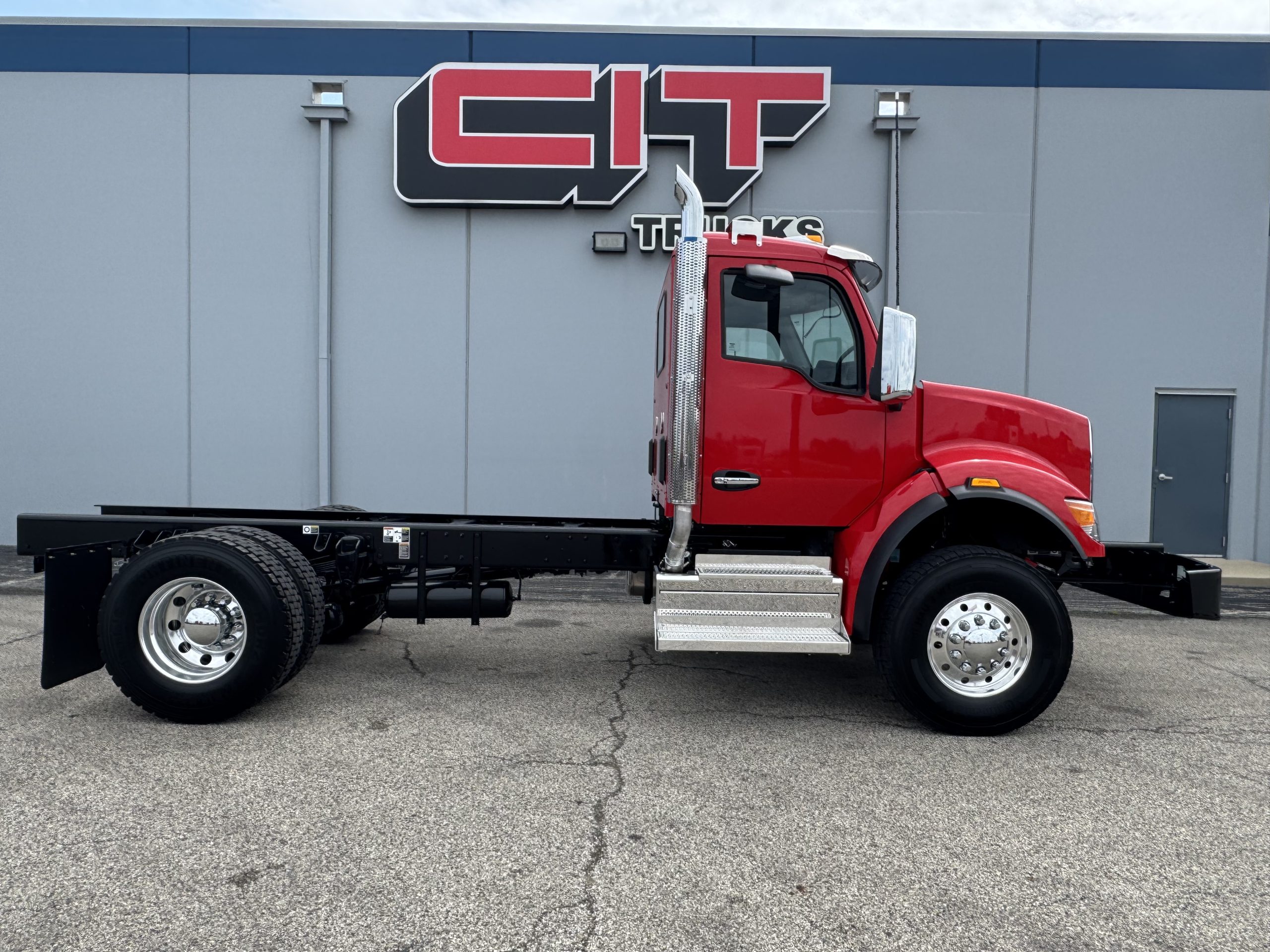 NEW 2027 KENWORTH T480 - image 4 of 6