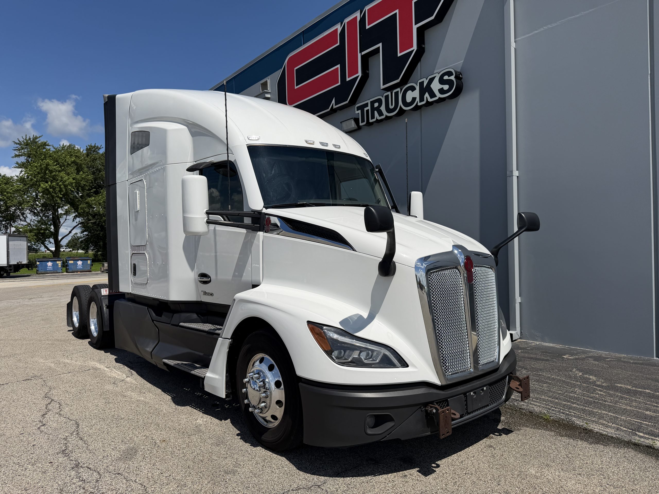 2023 KENWORTH T680 2023 KENWORTH T680 - image 2 of 6