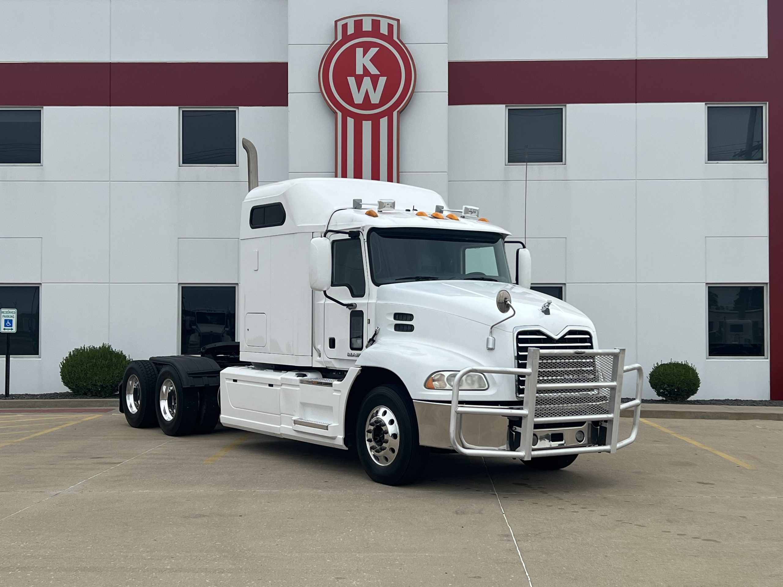 2019 MACK CXU613 2019 MACK CXU613 - image 3 of 6