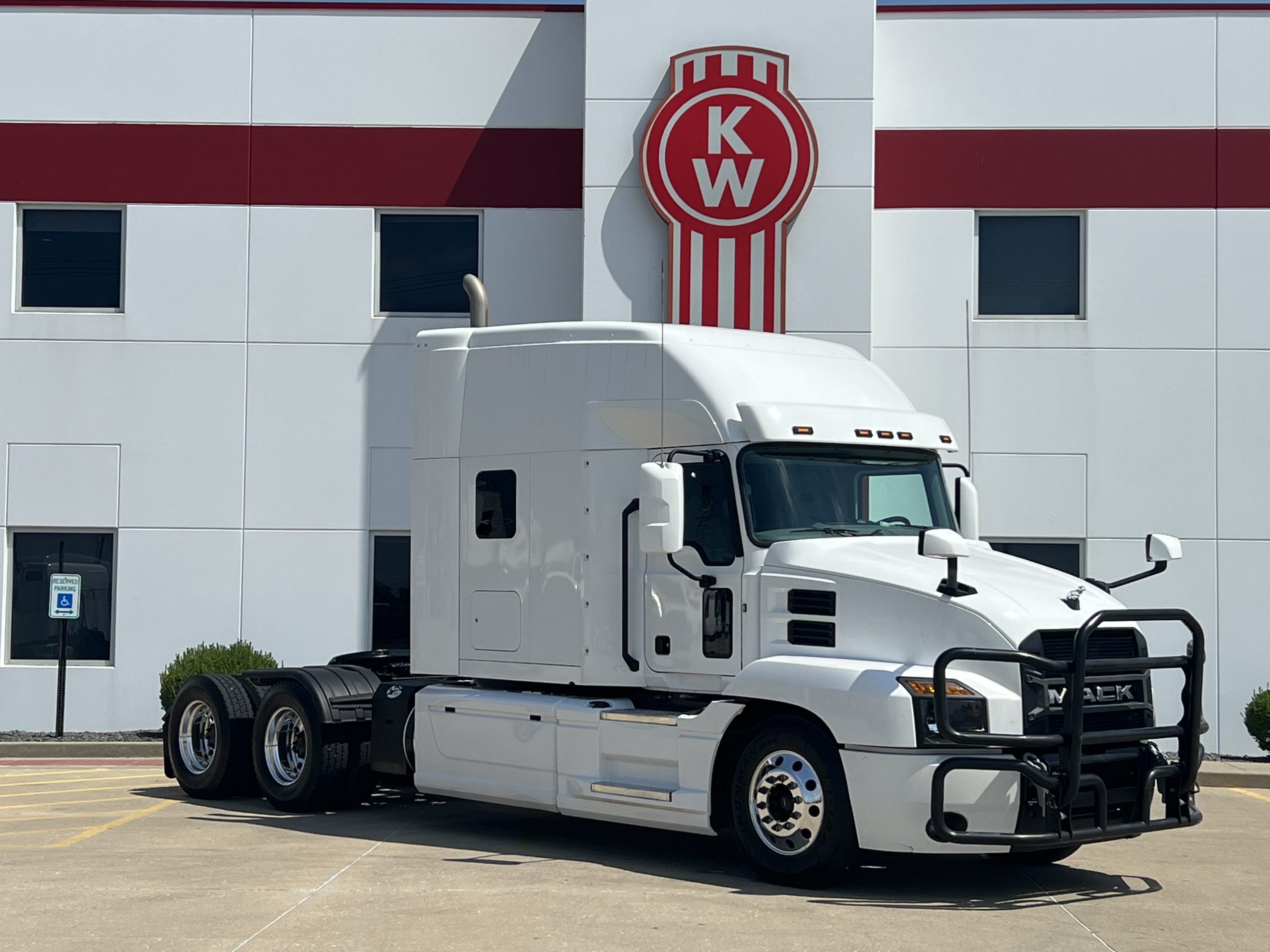 2020 MACK ANTHEM 2020 MACK ANTHEM - image 3 of 6