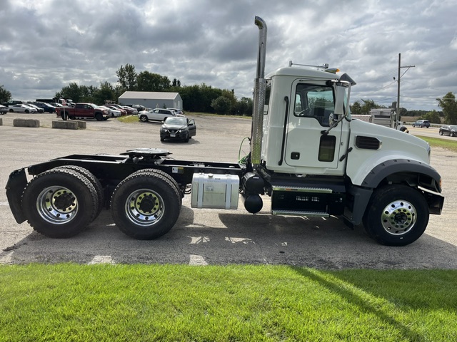 NEW 2027 MACK GRANITE 64FT NEW 2027 MACK GRANITE 64FT - image 4 of 6