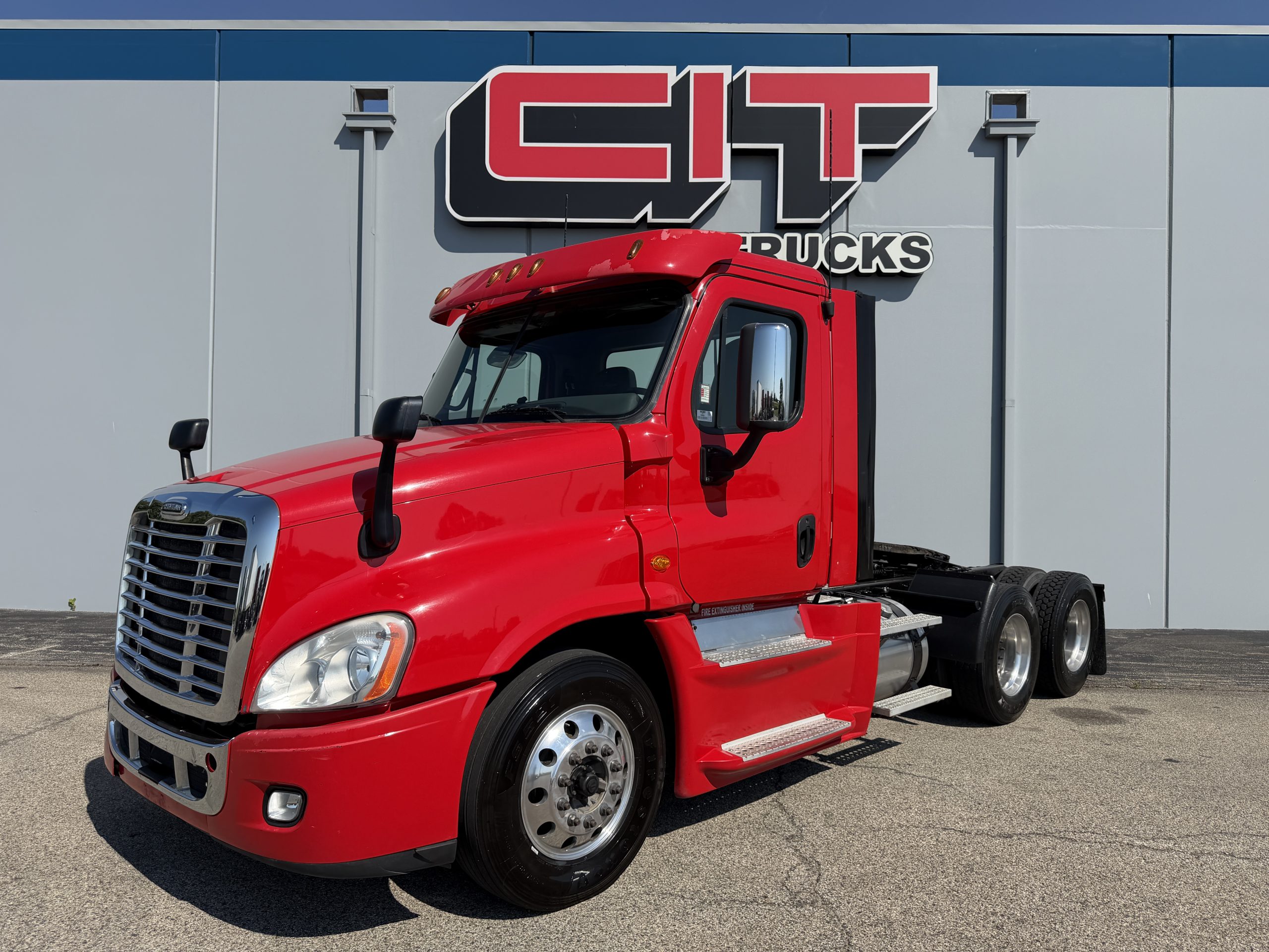 IMG_3787 2017 FREIGHTLINER CASCADIA - CIT Trucks