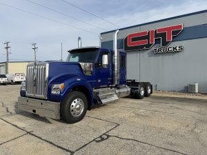 NEW 2027 KENWORTH W990 SLEEPER - CIT TRUCKS
