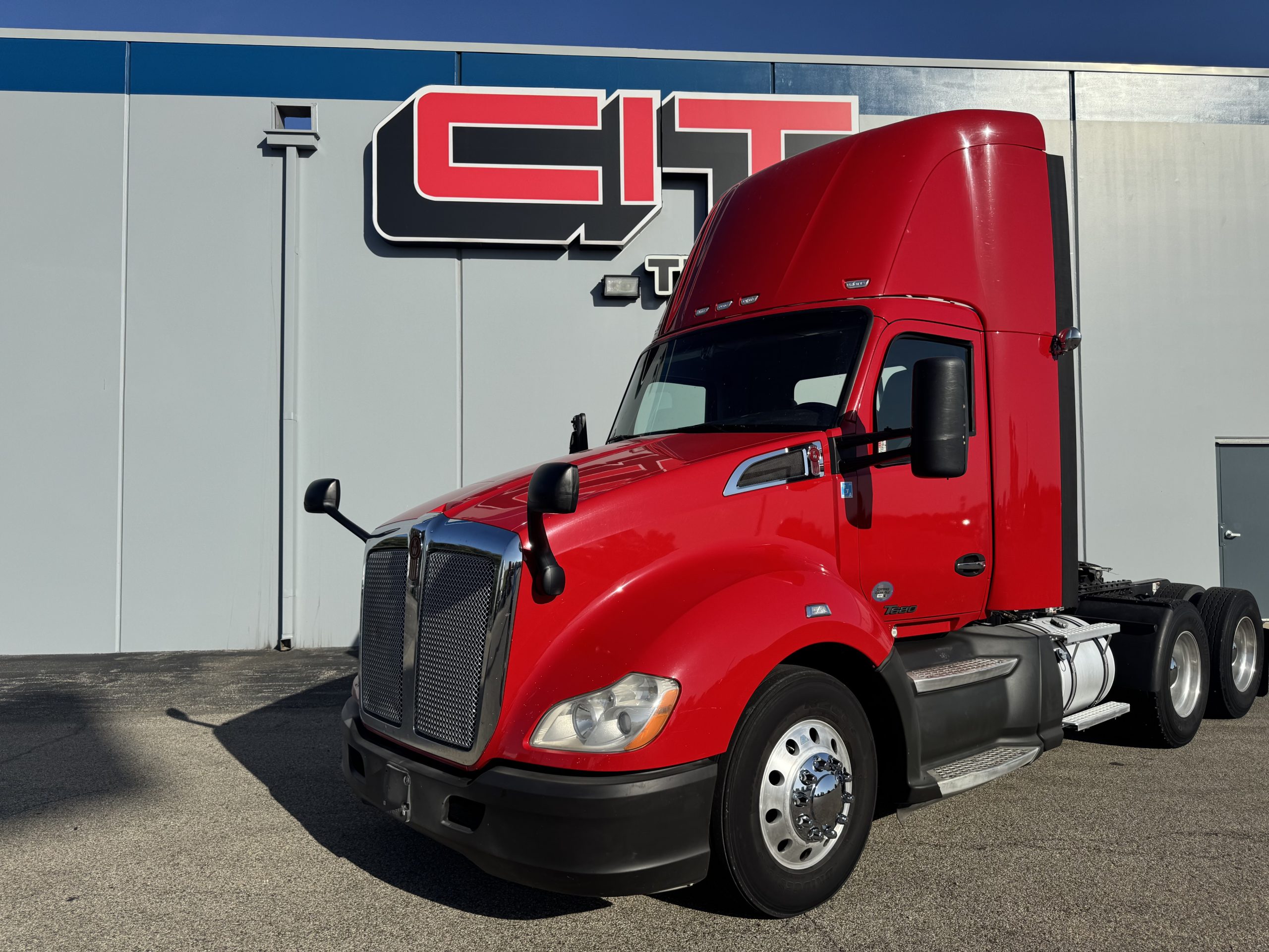 IMG_4007 2021 KENWORTH T680 - CIT Truck